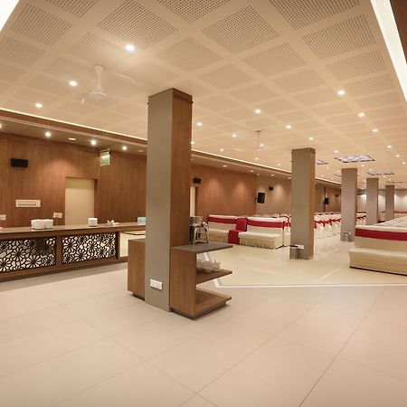 Abbott Hotel Navi Mumbai Kültér fotó