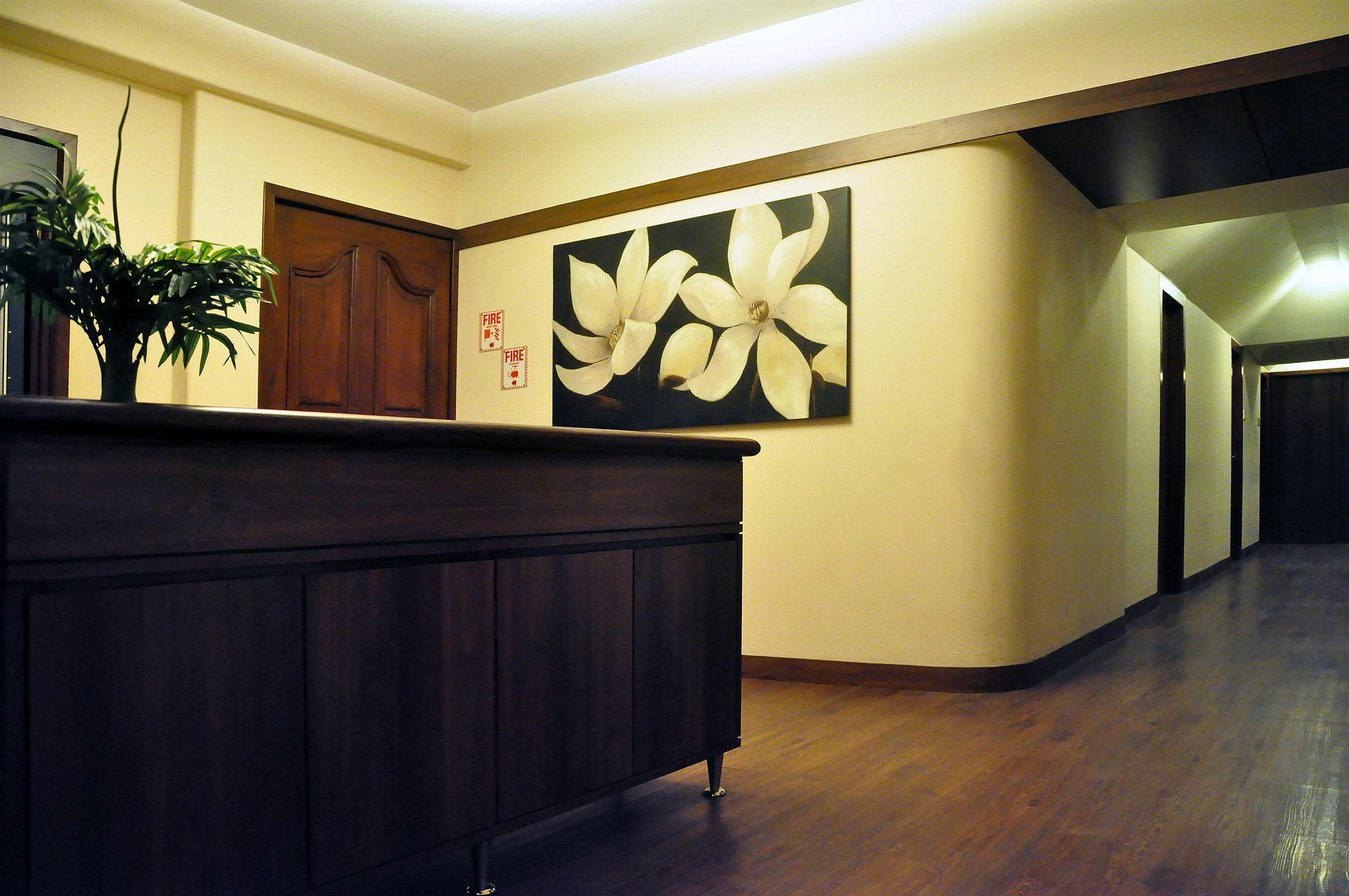 Abbott Hotel Navi Mumbai Kültér fotó