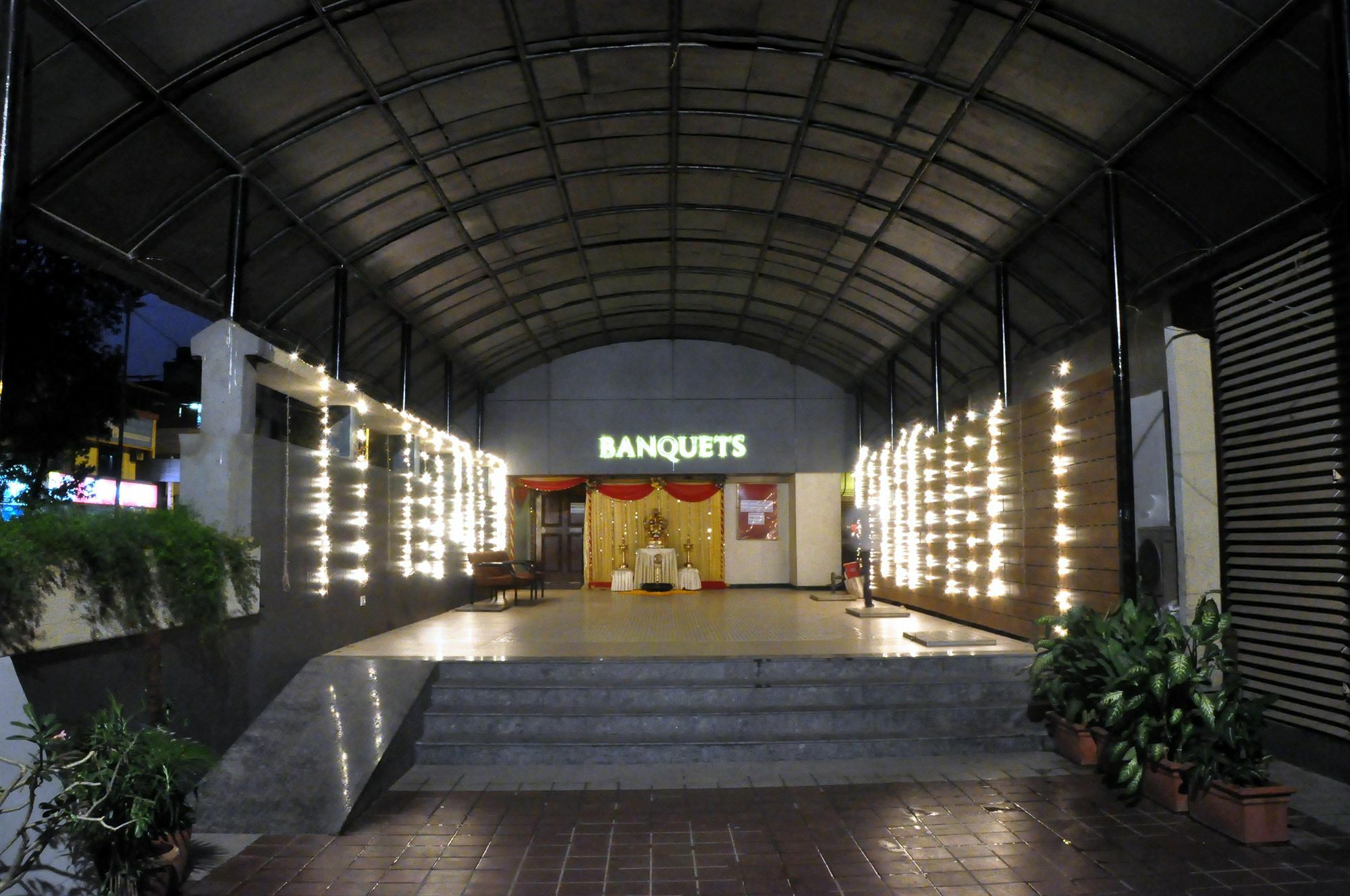 Abbott Hotel Navi Mumbai Kültér fotó