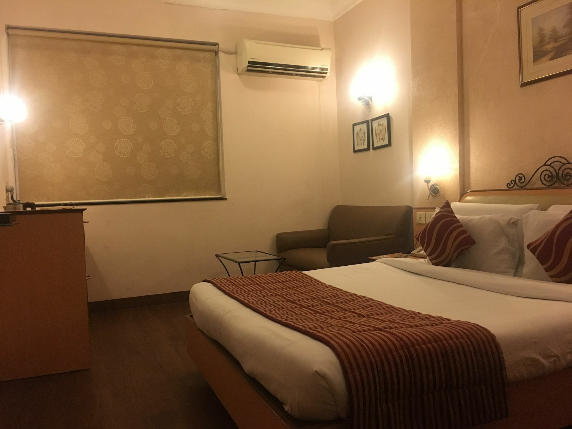 Abbott Hotel Navi Mumbai Kültér fotó